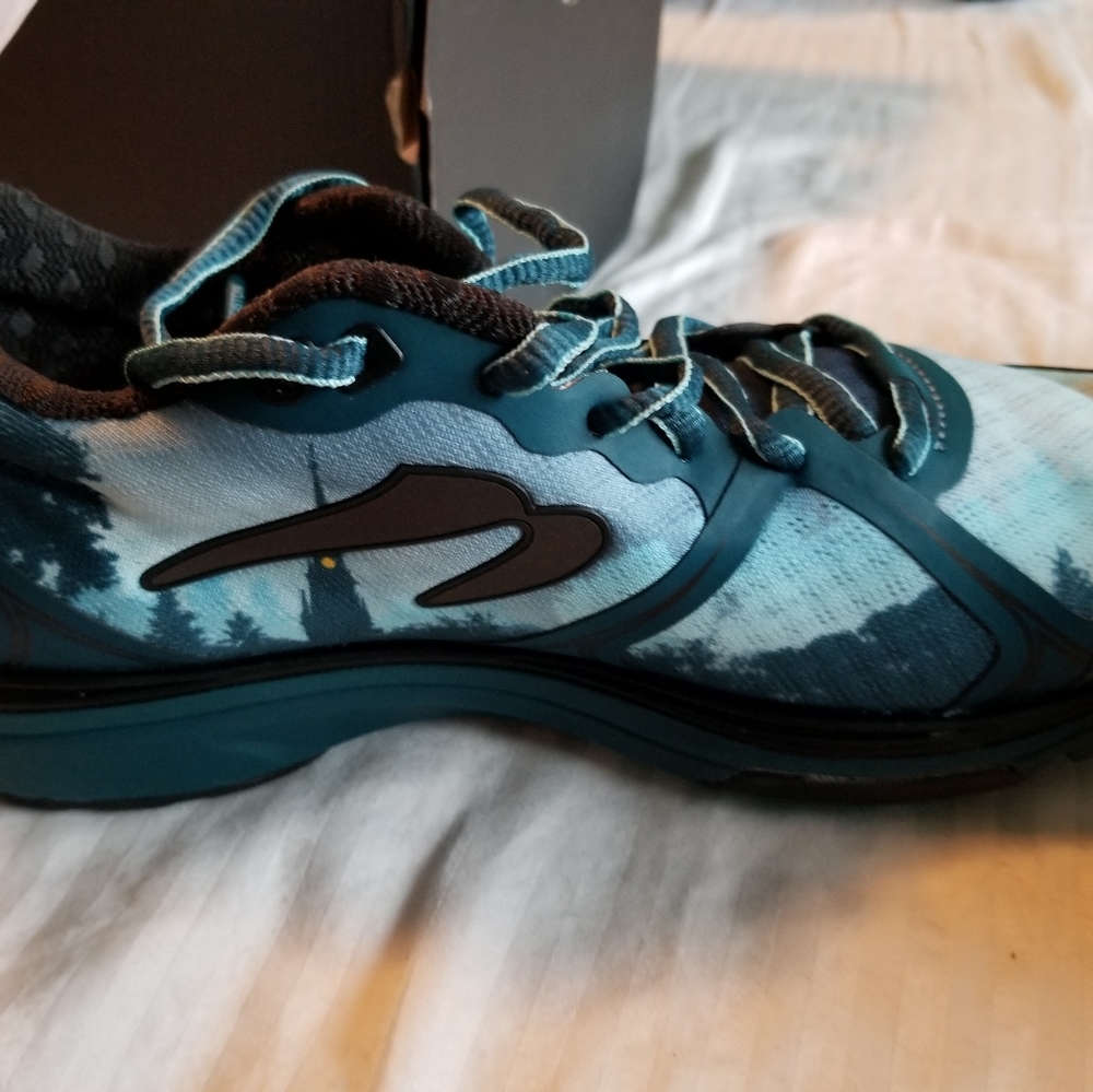 Newton Running Sneakers - Picture 3 of 8